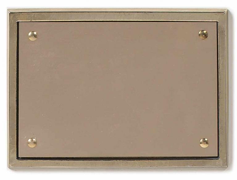 PLAQUE NG PLASTIQUE OR 4 TROUS 145X100